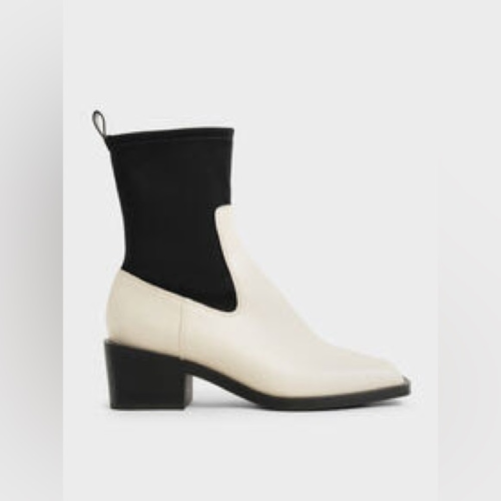 Charles and Keith cream white faux leather heeled ankle boots. Size 38/US 8